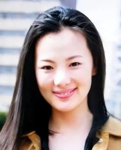 ​出道27年，身价上亿嫁王菲初恋，结婚30年至今无子