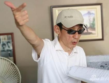 陈小艺因《离婚》出名，被拍出轨2次，丈夫刘惠宁却劝记者不要报道？