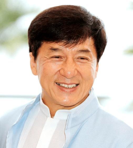 成龙用时间证明了自己的失败：三个孩子，一个吸毒两个出柜？