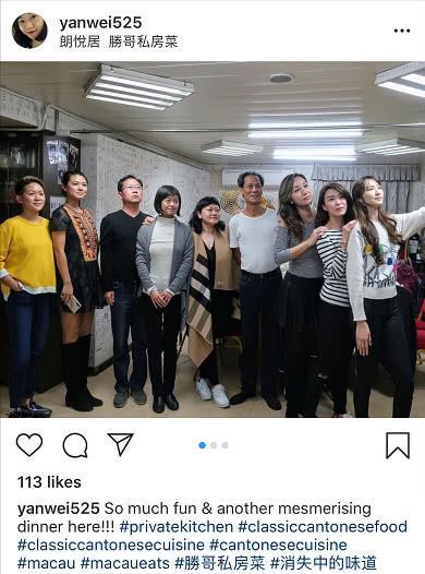 吴佩慈3亿豪宅被抵押再住酒店？她出席贵妇派对稳坐C位