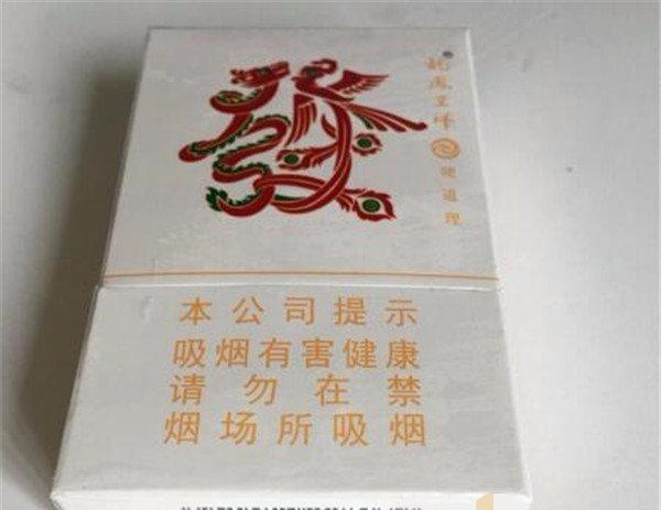 龙凤呈祥发财烟味道如何，味道清甜顺滑算是对的起它额价位