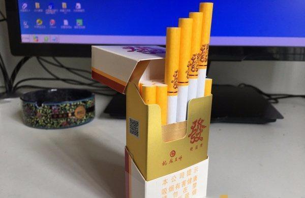 龙凤呈祥发财烟味道如何，味道清甜顺滑算是对的起它额价位