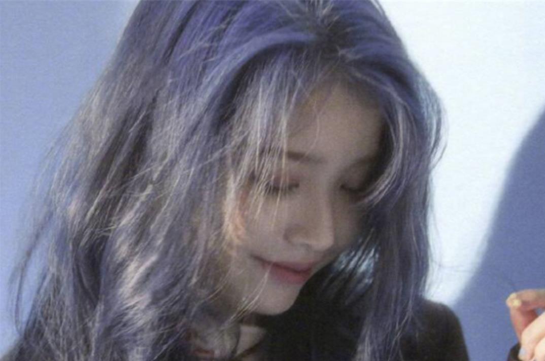 蓝灰色发色.png