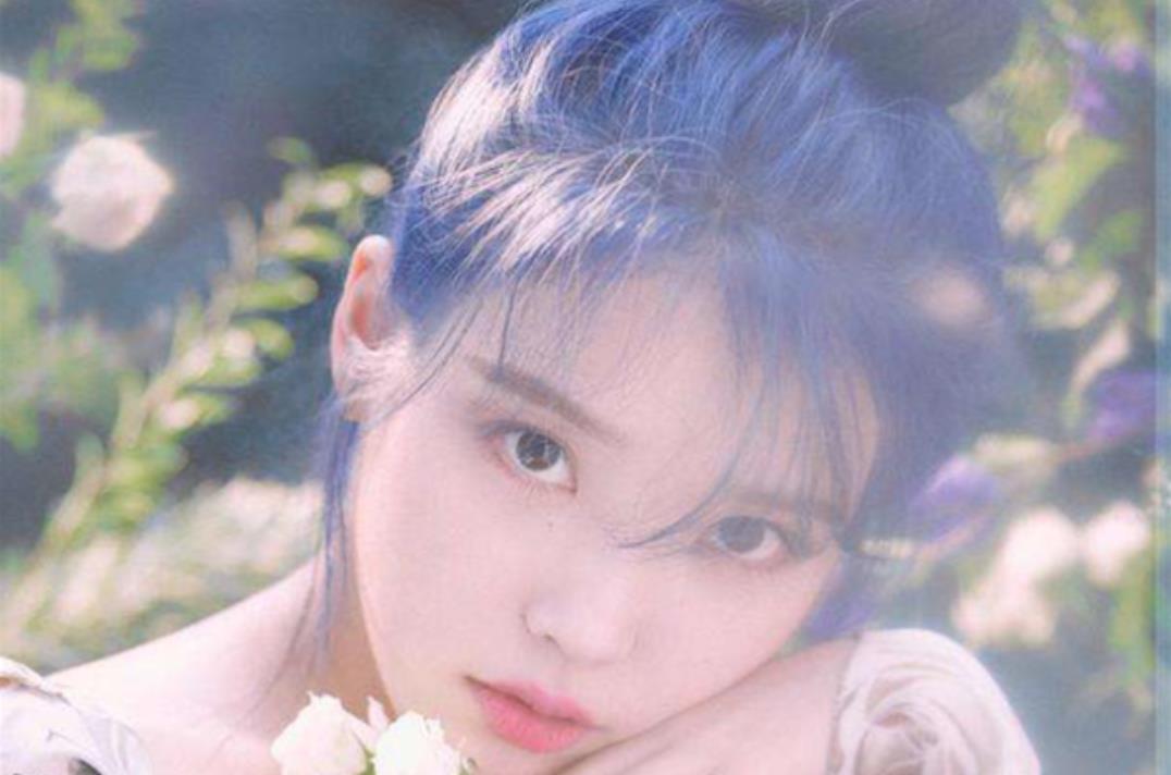 雾蓝色发色.png