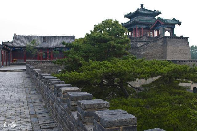 念天地之悠悠，独怆然而涕下：陈子昂《登幽州台歌》赏读