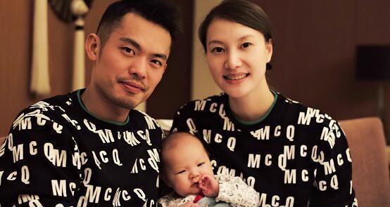 林丹“出轨门”女主再发声，上次发长文这次发视频，整容脸很吓人