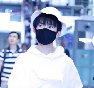 ​渔夫帽男生带也很萌很酷，不信你看明日之子的少年们
