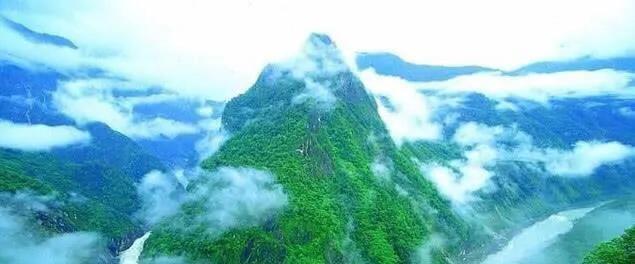 西藏雅鲁藏布江截流，可建造世界第一的水电站，但引流比水电更好