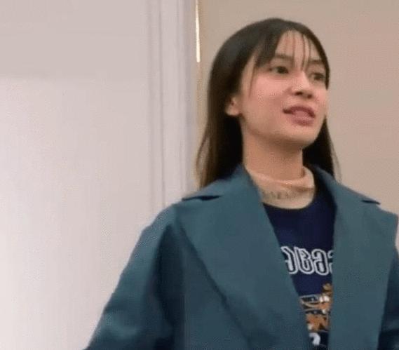 据说这是baby素颜 而且照被疯传 没来得及化妆？