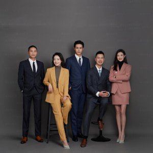 ​大片来了：拍西服形象照，你需要的经典pose