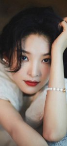 ​清新甜美系章若楠手机壁纸