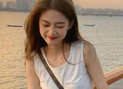 ​娱乐圈又一丑闻！同时出轨两个男人的渣女，让知名男星成全网笑料