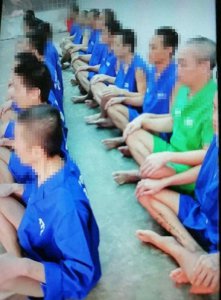 ​13张看守所里的照片，看在押人员的生活
