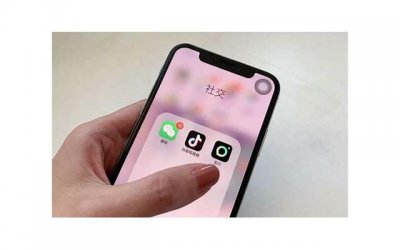 ​为什么男人喜欢邓文迪（男人为什么都喜欢邓文迪）