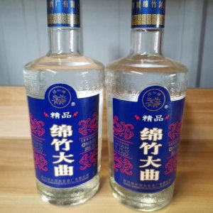 ​绵竹大曲多少度好喝(绵竹大曲52度纯粮经典多少钱一瓶)