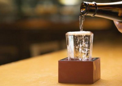 ​喝了一瓶啤酒就会晕(以前能喝现在喝一瓶啤酒就晕)