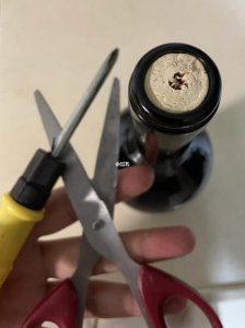 ​没有红酒开怎么开启红酒(没有开启器怎么开红酒)