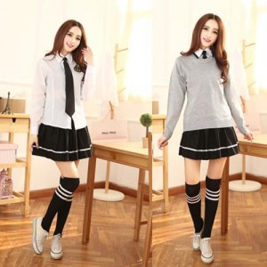 ​中筒袜应该怎么搭配衣服，快来看看吧