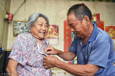 ​农村老人常说：“十年修得同船渡，百年修得共枕眠”你信吗？