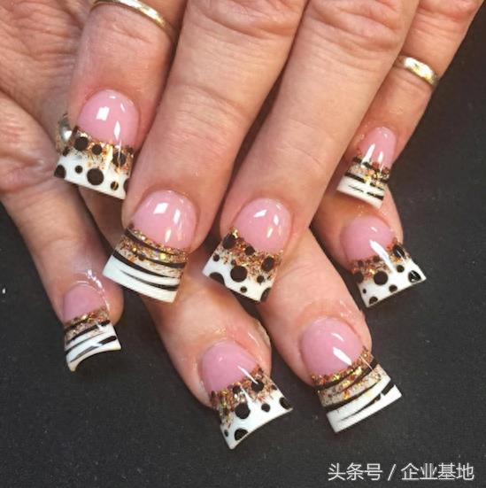 12种美甲形状，你能hold住哪几款？
