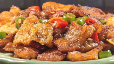 ​教你做家常鸡蛋小炒肉 清香入味非常爽口 每次都能多吃两碗饭