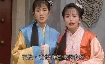 ​58岁石榴姐罕见露面，庆香港回归25周年特意定制旗袍，上身惊艳