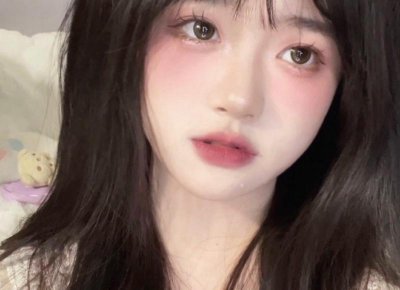 ​和女生语音不知道说什么，很尴尬，该怎么办？