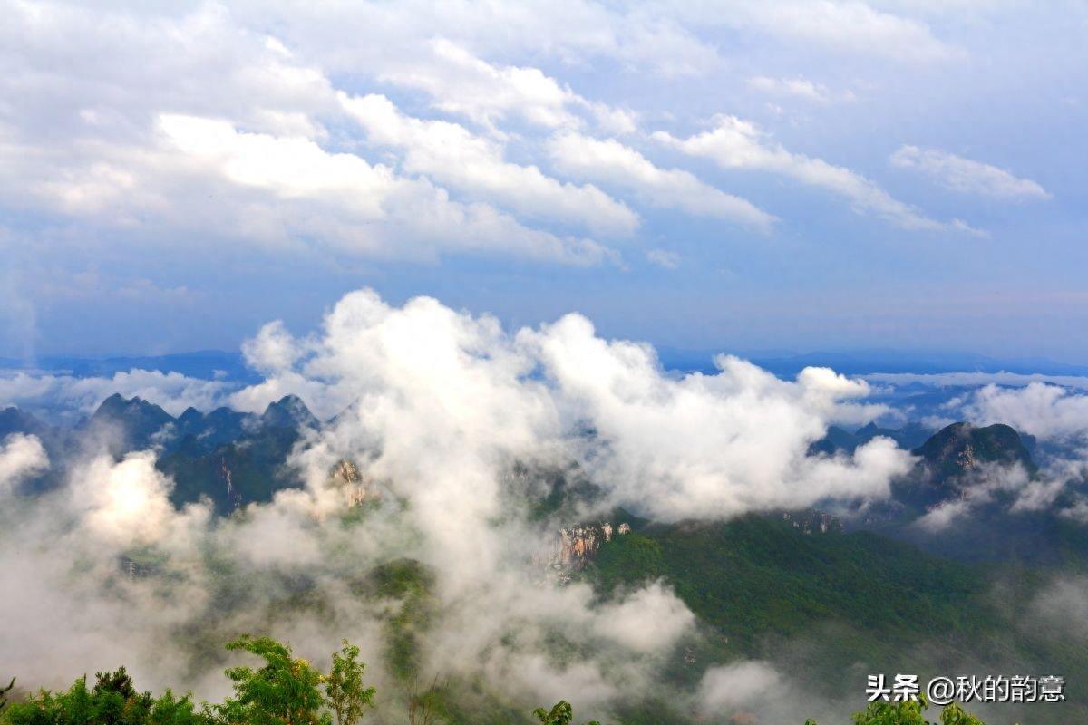 广西桂林尧山是桂林市最高山峰，国家4A级景区，主峰海拔909.3米