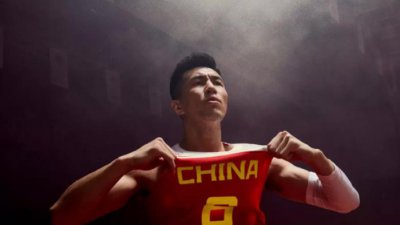 ​中国男篮新战袍让人眼前一亮 终于告别了“西红柿炒鸡蛋”配色