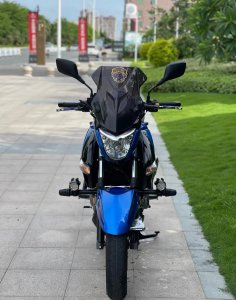 ​功率18kw，经典的跨骑街车，豪爵铃木骊驰GW250F