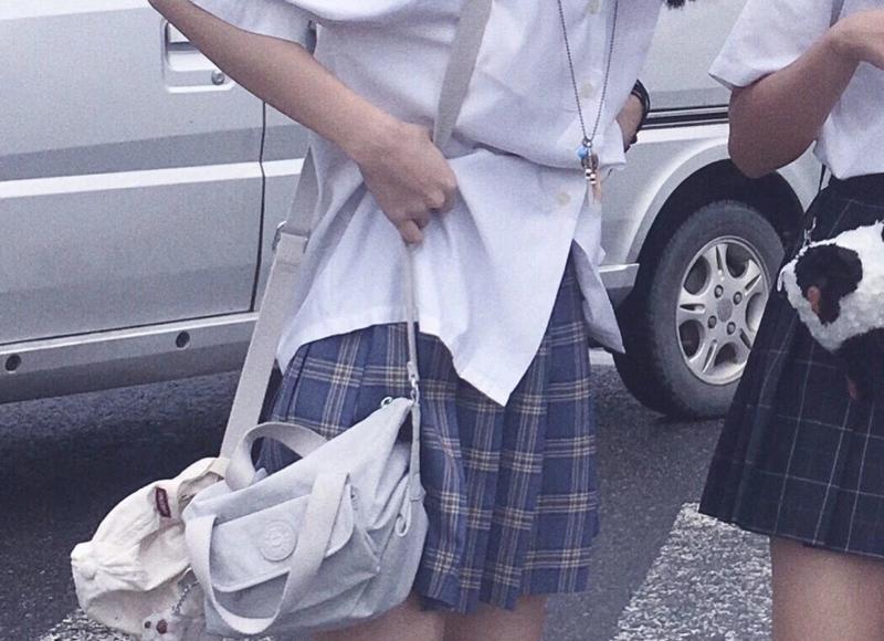 不要多喝热水 女朋友说难受应该怎么回答