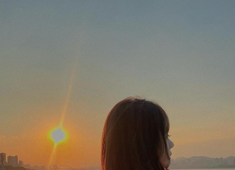 主动单身是什么意思（女生主动说她单身是什么意思）