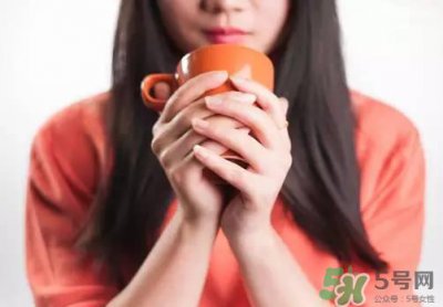 ​三伏天喝热水能驱寒吗？三伏天为什么喝热水？