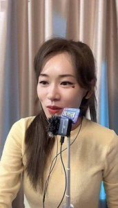 ​杨思淇：23岁美女的成长之路与靓丽私房照