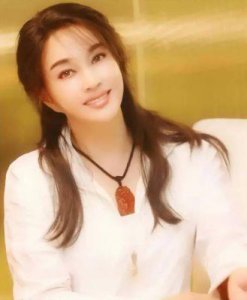 ​离婚19年，65岁阿峰仍形单影只，只因轻信刘晓庆的玩笑话