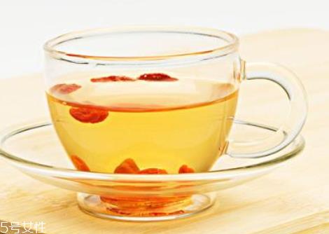 麦冬和枸杞泡水喝吗 枸杞麦冬茶去燥