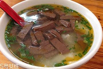 鸭血粉丝汤的配料搭配有哪些