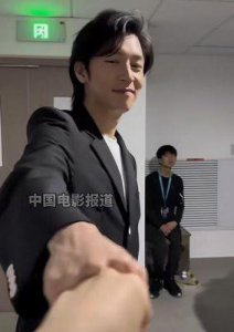 ​被央视点名批评的六位明星，公然挑战央视，目中无人，抬高贬低尽显其态度