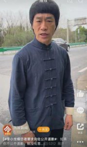 ​向佐＂打自己脸＂梗引争议，方小龙怒告浅析事件真相