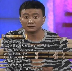 ​胡军：用实力与演技征服娱乐圈的“油腻大叔”