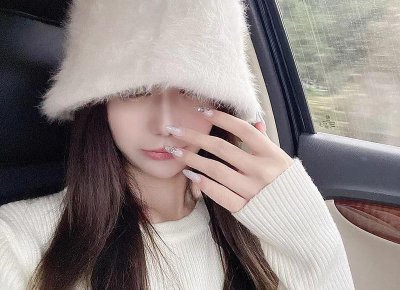 ​今年春天流行的3种颜色，我都帮你总结好了，时髦优雅显肤白