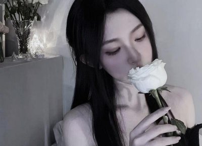 ​吵架后女朋友对你爱答不理怎么办