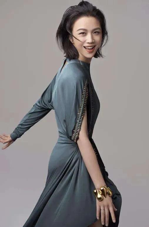 “文艺女神”汤唯：高考四次，28岁一炮而红，35岁嫁45岁韩国导演