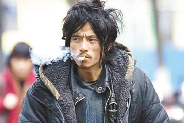 犀利哥的现状资料 娶妻生子生活比之前好了