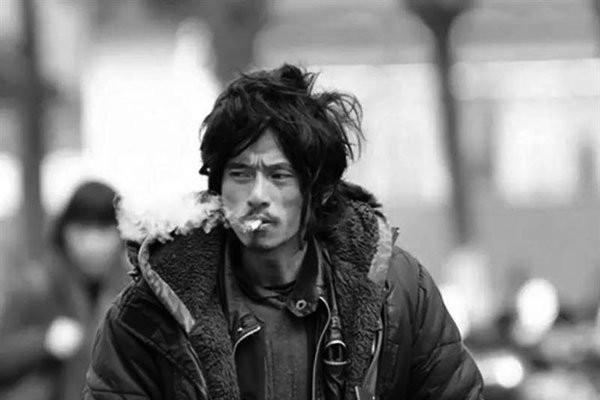 犀利哥的现状资料 娶妻生子生活比之前好了