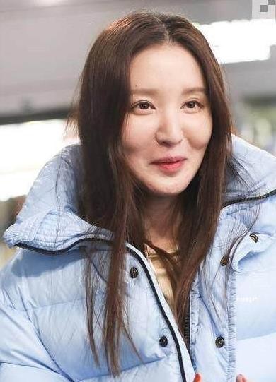 演员张萌整容前后照片 她到底经历了什么