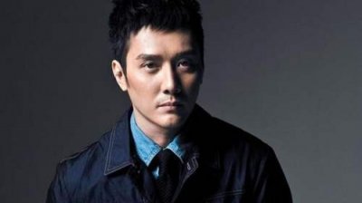 ​冯绍峰的父亲身份曝光 原来冯绍峰低调了20年 不敢惹