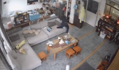 ​谢依霖曝光家中地震画面 家人逃离时险些被砸