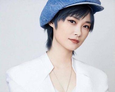 ​李宇春父亲回应女儿健康问题: 目前身体状态很好