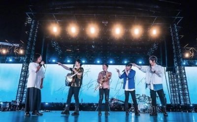 ​五月天北京演唱会首场结束 阿信感慨五月天回來了